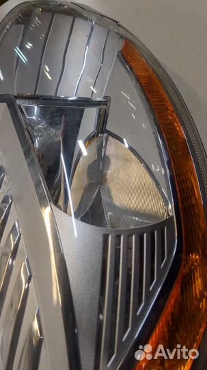 Фара (передняя) Ford Kuga, 2010