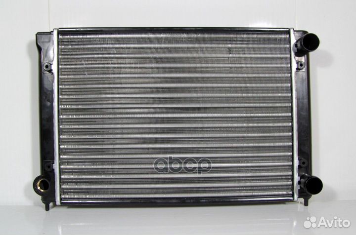 545181A Радиатор охлаждения VW Golf II, Jetta I