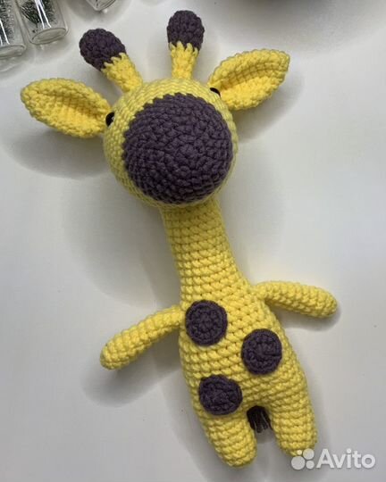 Вязаные игрушки ручной работы Жираф