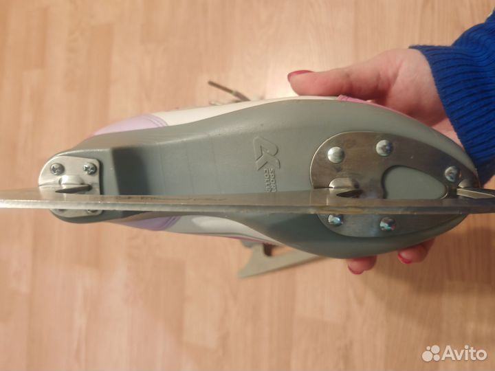 Коньки фигурные 36 размер