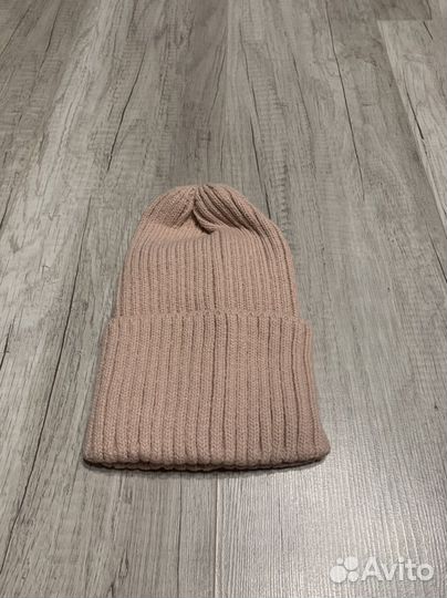 Шапка женская вязаная