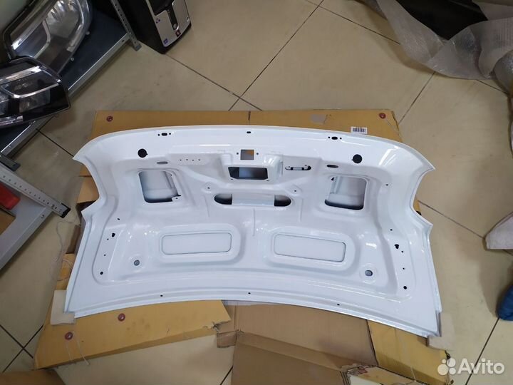 Крышка багажника Renault Logan 2