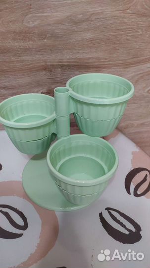 Кашпо пластиковые