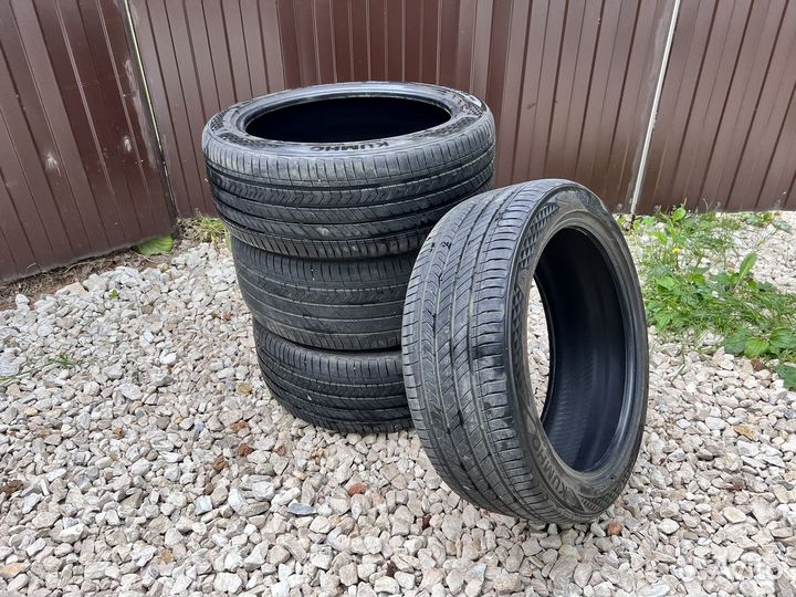 Kumho Majesty 9 Solus TA91 225/45 R18 и 245/40 R18