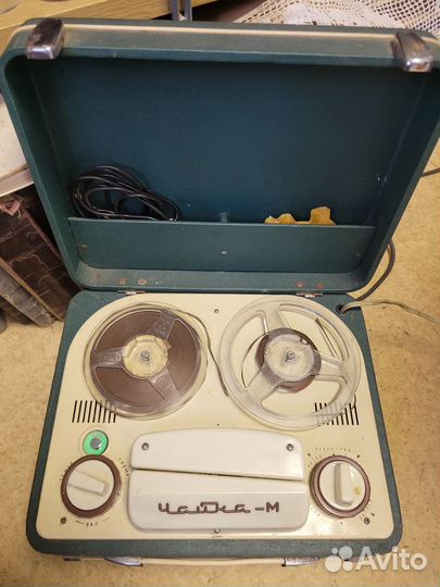 Магнитофон Бобинный 