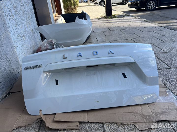 Задний бампер на гранту фл