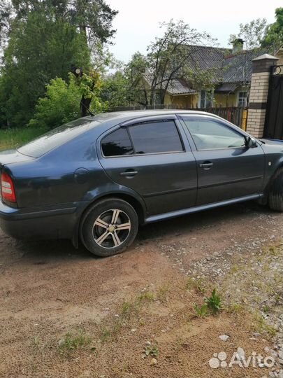 Skoda Octavia 1.6 МТ, 2007, 320 000 км