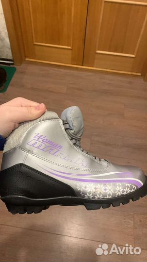 Лыжные ботинки