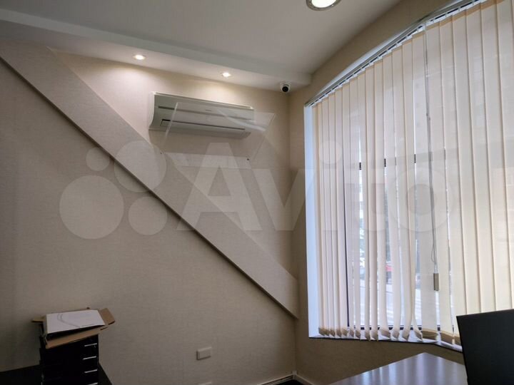 Офис на Южной поляне, 235 м²