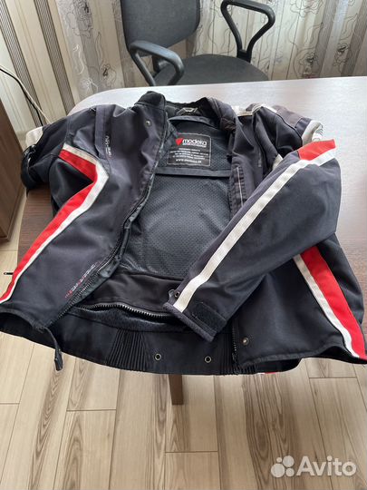 Мотоциклетного куртка разм S с утеплением