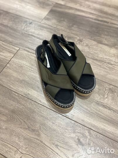 Босоножки zara