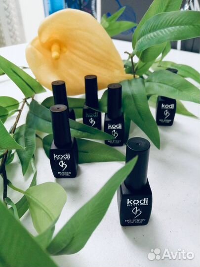 Гель лак для ногтей