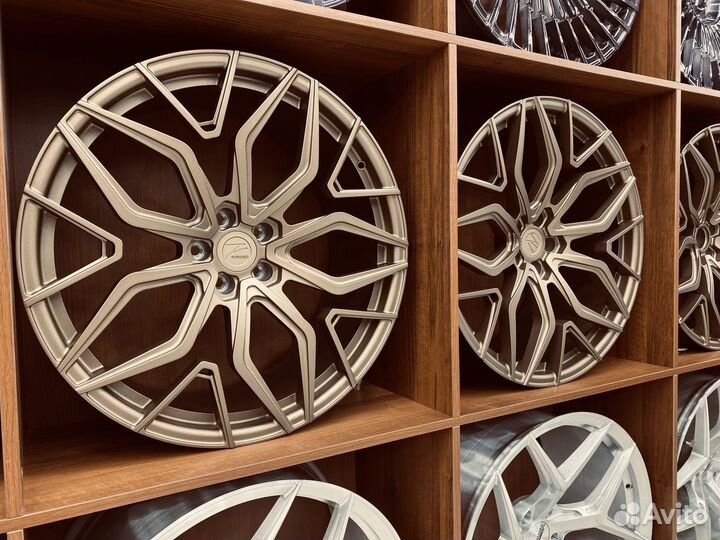 Кованые диски R22 5x112 BMW G05 G06