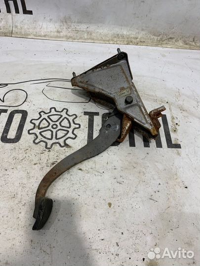 Педаль сцепления Chevrolet Lanos A15SMS 2006