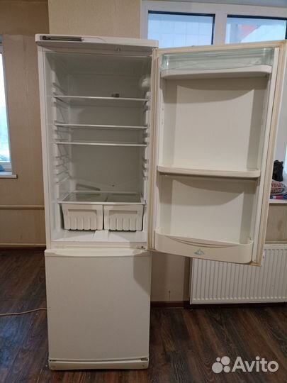 Холодильник Стинол