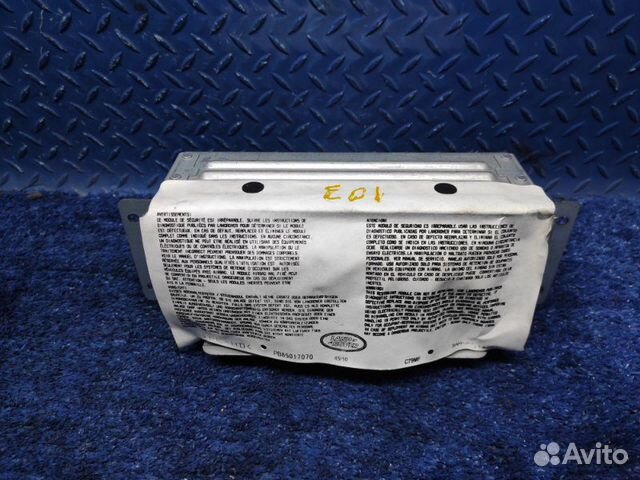 Подушка безопасности в торпеду Range Rover Sport