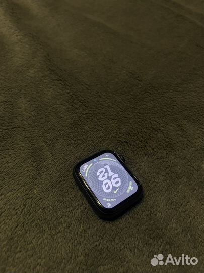 Apple watch se 44mm 2020