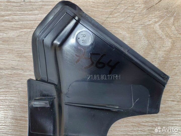 Накладка фонаря задняя правая Bmw X5 E70 N52B30AF