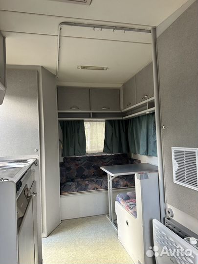 Прицеп-дача Beyerland Sprinter 390D, 1996