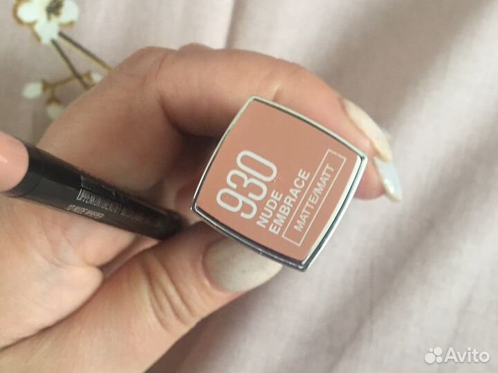 Карандаш 10 и помада 930 meybelline