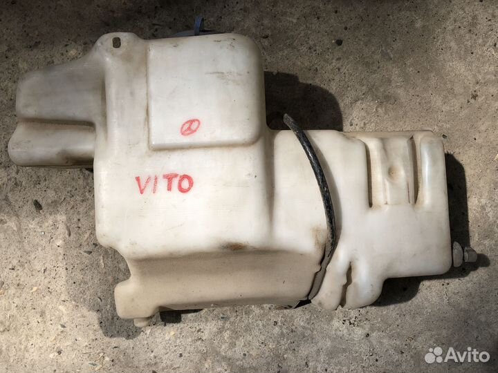 Бачок омывателя Мерседес Вито 638