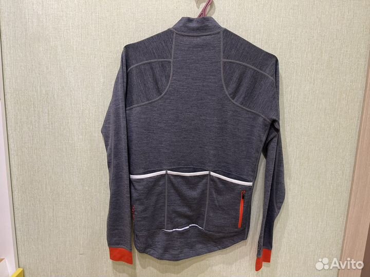 Велокуртка 48 шерсть Rivelo