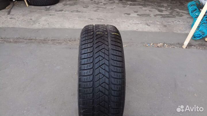 Pirelli Winter Sottozero 3 225/45 R18 95V