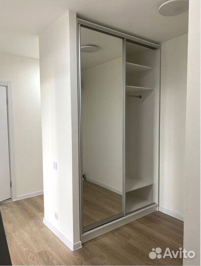 Дизайнерский шкаф