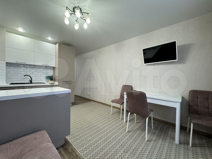 2-к. квартира, 60 м², 11/18 эт.