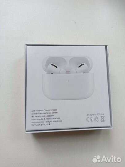 Чехлы на айфоны, наушники