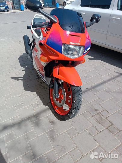 Honda cbr600