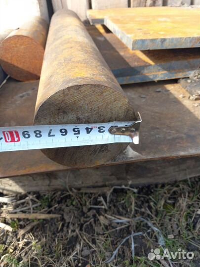 Токарные резцы и кругляк