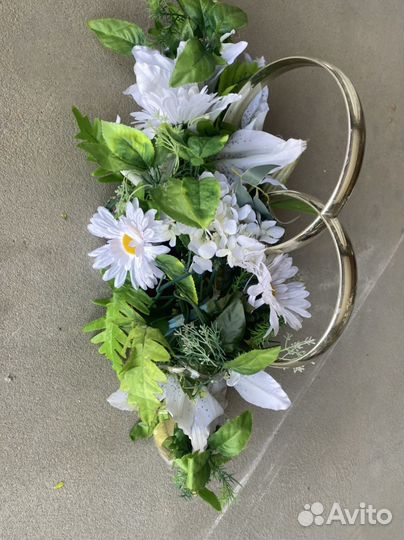 Кольца на машину свадебные