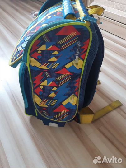 Школьный рюкзак