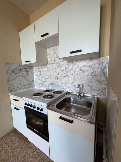 2-к. квартира, 43 м², 2/10 эт.