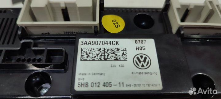 Блок управления климат-контролем Volkswagen Passat