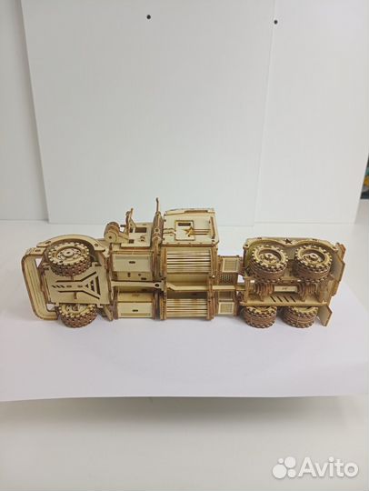 Модель грузовика, дерево, в сборе. Подарок мужчине