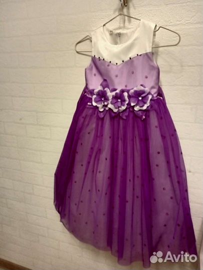 Платье нарядное