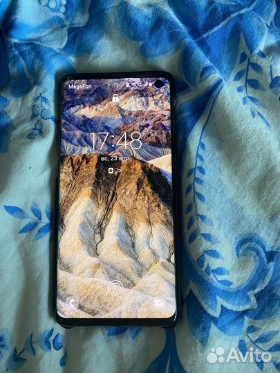 Samsung Galaxy S10, 8/128 ГБ