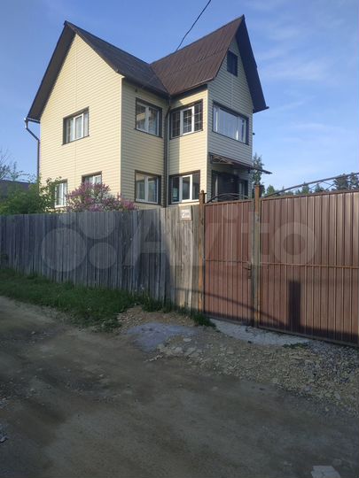 Дом 100 м² на участке 10 сот.