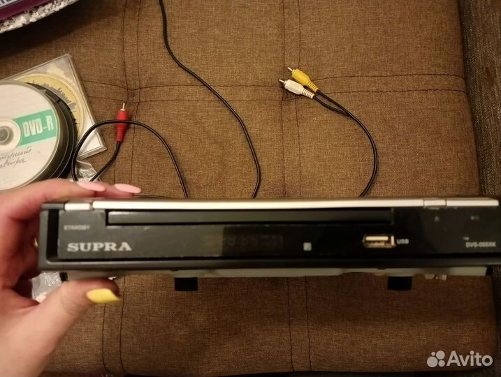 Dvd проигрыватель+диски кино, музыки, мультики