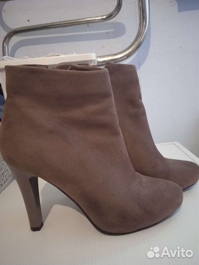 Обувь женская разная