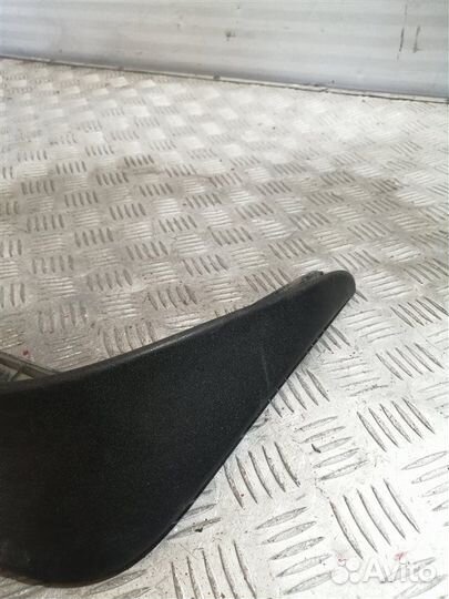 Брызговик задний правый Kia Sportage SL G4KD 2010