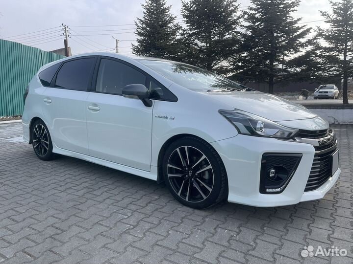 Toyota Prius Alpha 1.8 CVT, 2016, 132 000 км