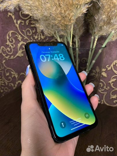 iPhone Xr, 64 ГБ