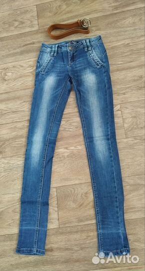 Джинсы Emporio Armani