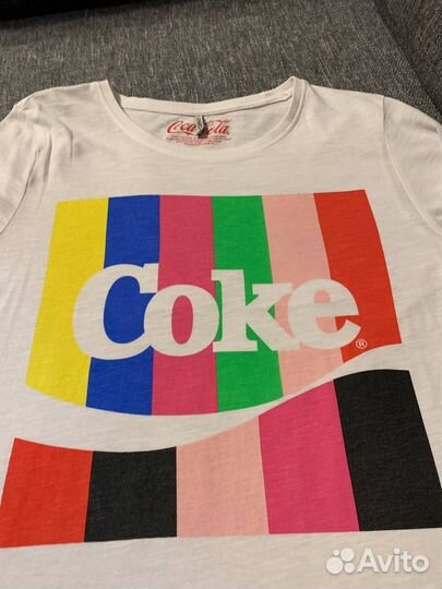 Футболка женская белая с принтом