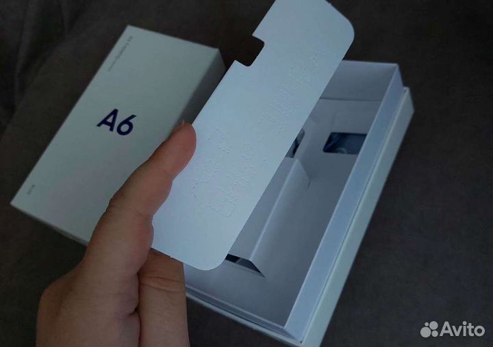 Коробка от смартфона Samsung galaxy A6