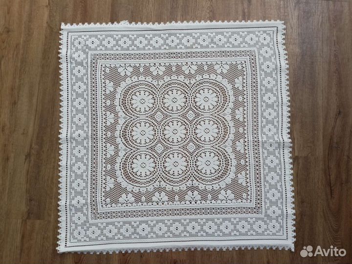 Скатерть кружево 80*80
