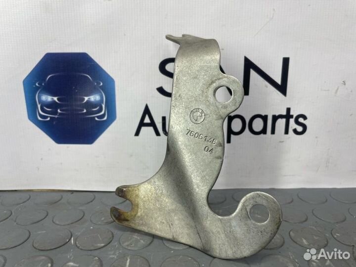 Кронштейн катализатора Bmw X3 F25 N20B20A 2013